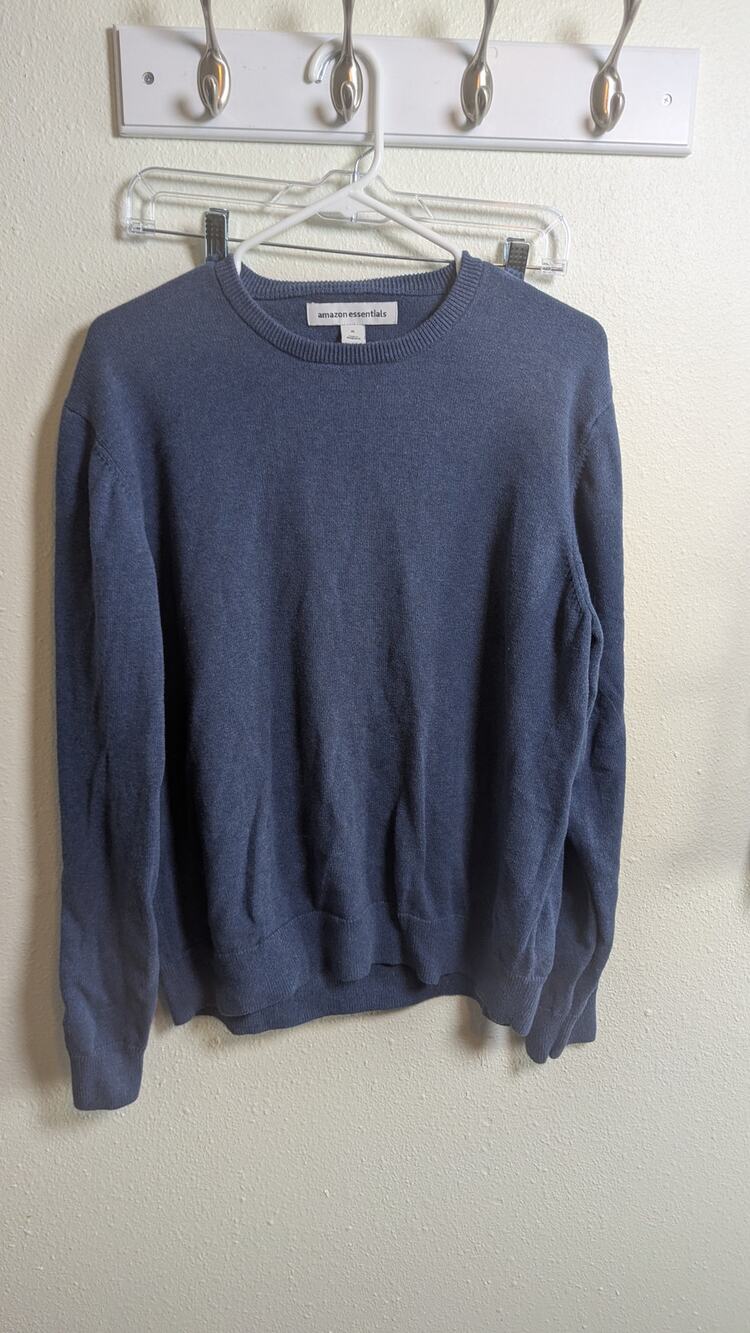 Amazon Essentials Sweater Size XL